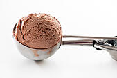 fresh-chocolate-ice-cream-scoop-close-up