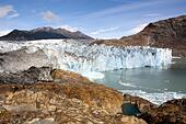 mountain-glaciers-melting-and-causing-se
