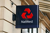 natwest-bank-sign-br26yh.jpg