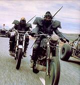 MEL GIBSON MAD MAX 2: THE ROAD WARRIOR (1981 Stock Photo, Royalty Free ...